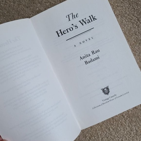 4/$20‎ The Hero's Walk by Anita Rau Badami - Paperback - Picture 2 of 5